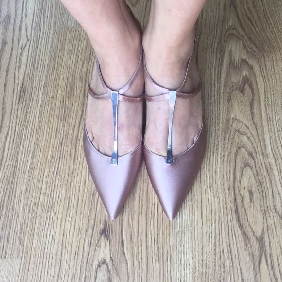 NEW Giorgio Armani Rose Satin Slingback size 38